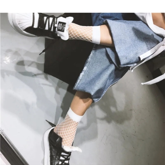 White Fishnet Socks - Picture 2 of 3